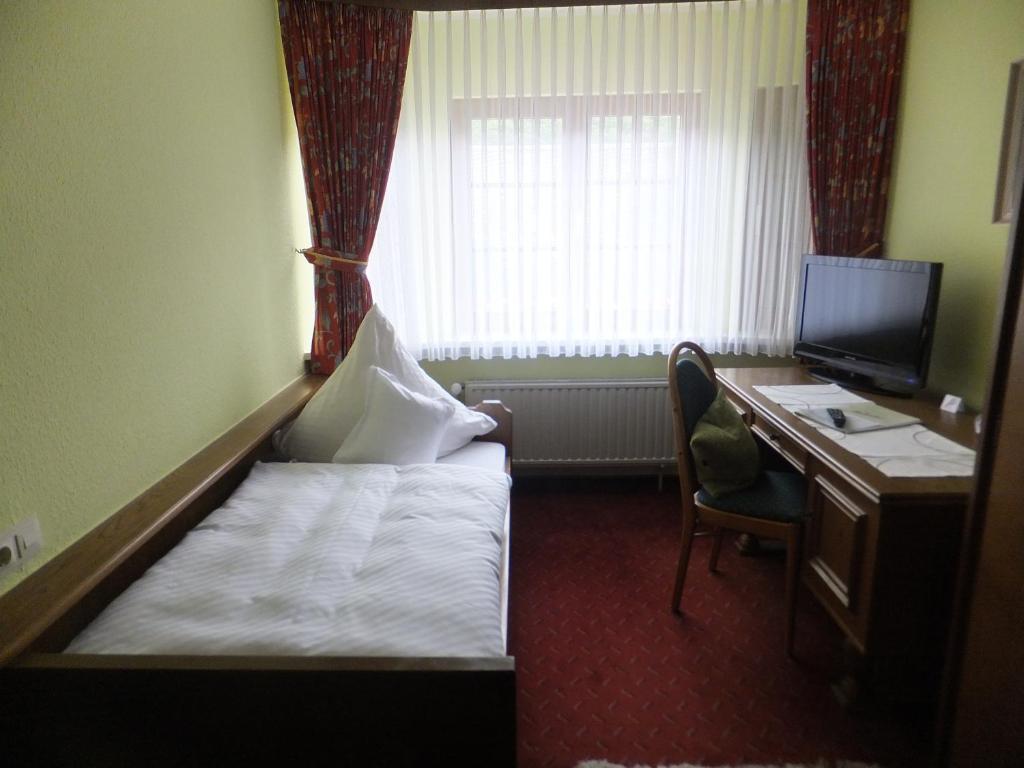 Weinhotel Hubertus Garni Klotten Habitación foto